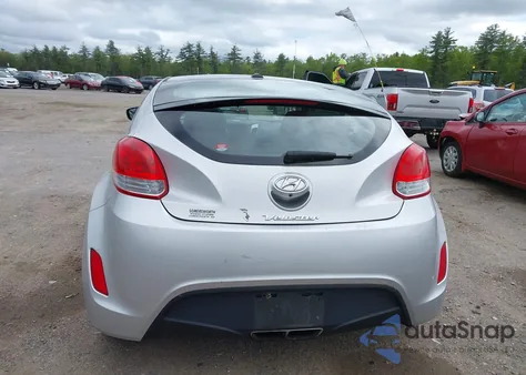 2016 Hyundai Veloster из США, поврежденный, VIN KMHTC6AD2GU277109